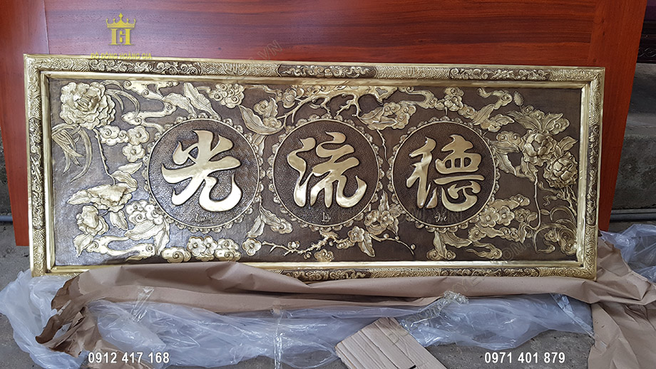 ho&agrave;nh phi c&acirc;u đối bằng đồng hoa đ&agrave;o ph&ugrave; dung